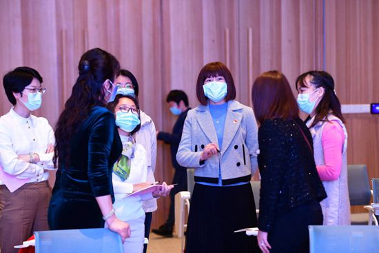 圖：執(zhí)委們進(jìn)行分組討論550.jpg